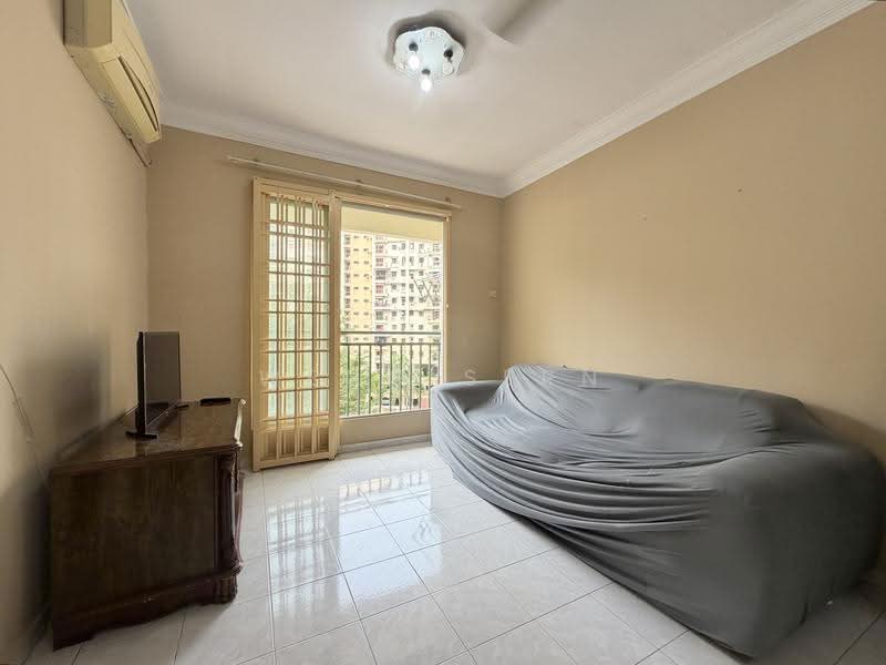 Pangsapuri untuk Disewa di Relau Vista Apartment - Weng Sern - Living Room - PropertyGuru.com.my
