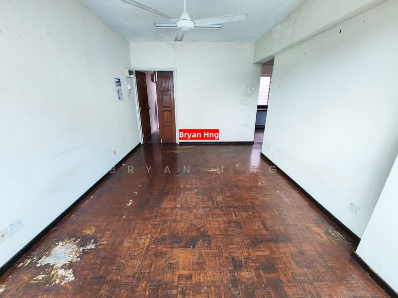 Pangsapuri untuk Dijual di Desa Delima - Bryan H'ng - Living Room - PropertyGuru.com.my