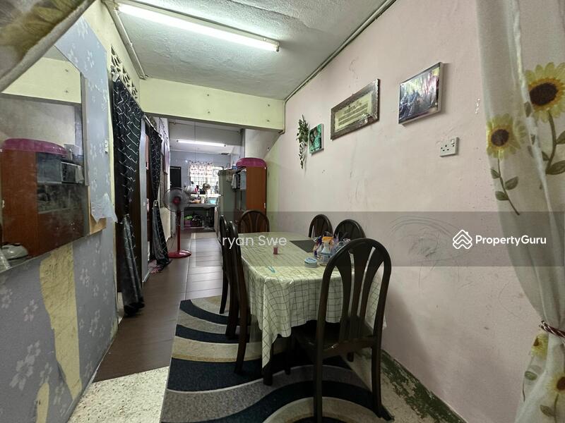 For Sale - Desa Satu