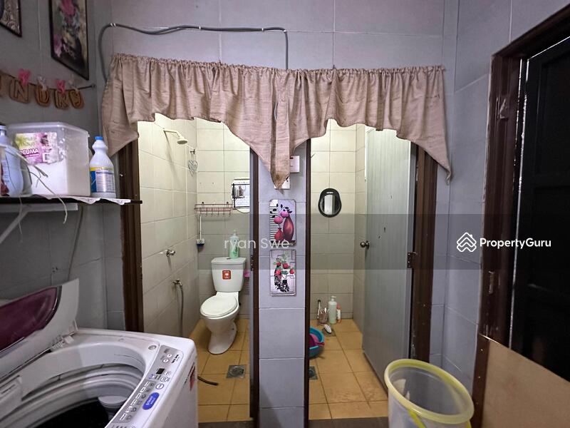 For Sale - Desa Satu