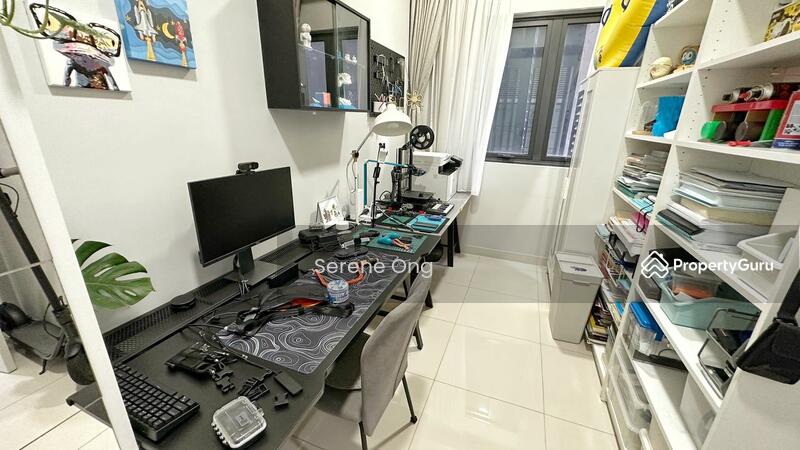 For Sale - Dianthus @ Tropicana Gardens