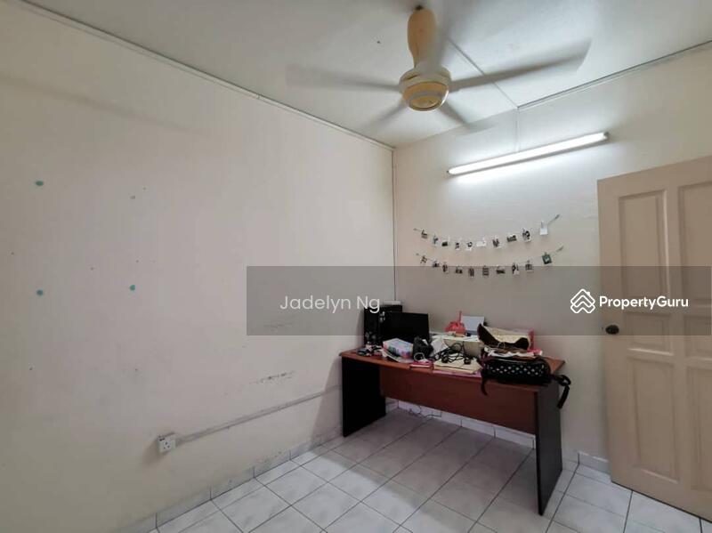 Kulai Taman Putri Double Storey Terrace House, Kulai, Johor, 4 Bedrooms
