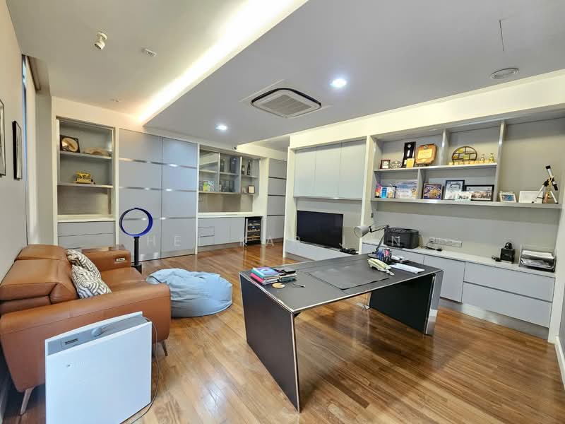 Bungalow House untuk Dijual di Bandar Sungai Long (Selangor) - Hei Kar Jun - Study - PropertyGuru.com.my