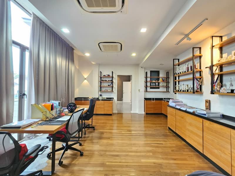 Bungalow House untuk Dijual di Bandar Sungai Long (Selangor) - Hei Kar Jun - Study - PropertyGuru.com.my