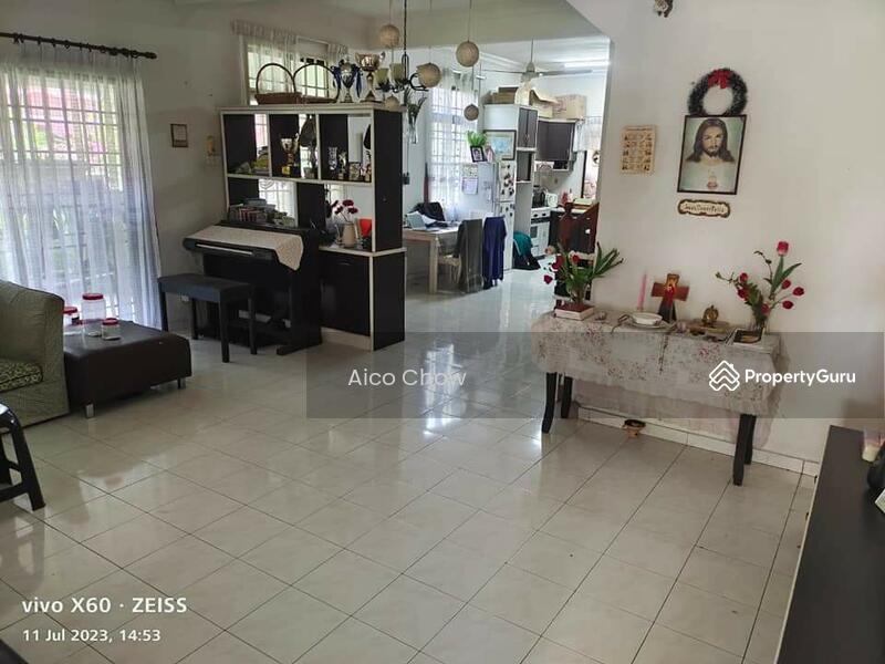 Buntong Jaya Ipoh Facing Field Double Storey Corner House For Sale