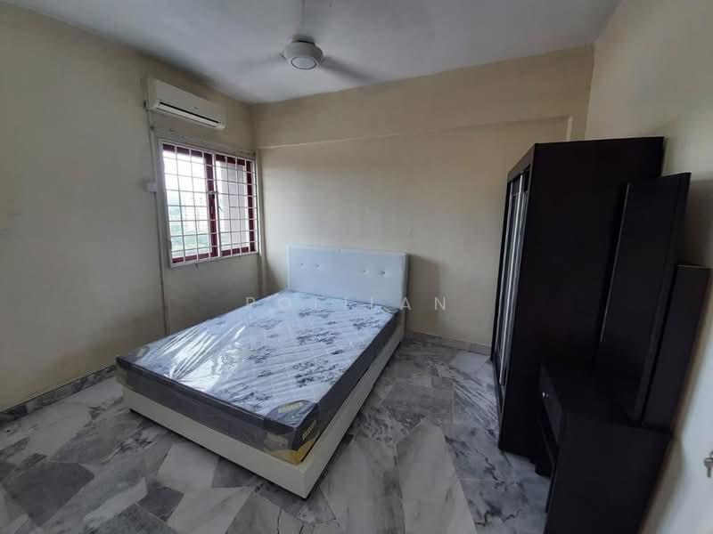 Condominium for Sale at Palm Court Condominium - Polilan Properties - Bedroom - PropertyGuru.com.my