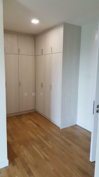 Untuk Disewa - The Greens