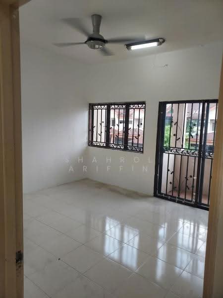 2-storey Terraced House for Sale in Taman Meru (Ipoh) - Shahrol Ariffin - Interior - PropertyGuru.com.my