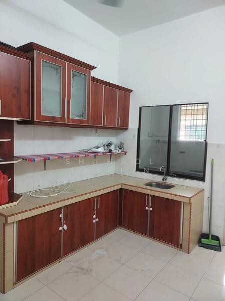 2-storey Terraced House for Sale in Taman Meru (Ipoh) - Shahrol Ariffin - Kitchen - PropertyGuru.com.my