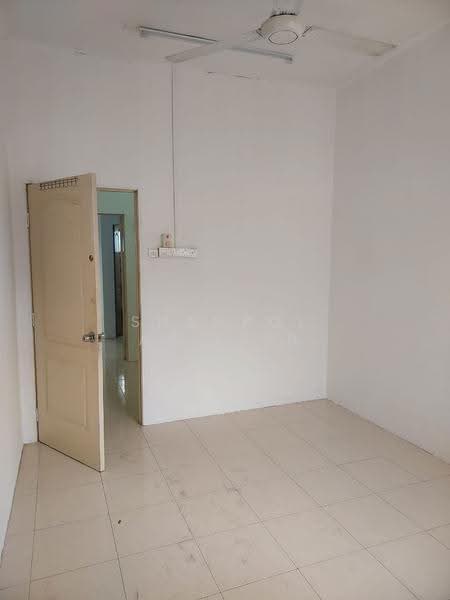 2-storey Terraced House for Sale in Taman Meru (Ipoh) - Shahrol Ariffin - Interior - PropertyGuru.com.my
