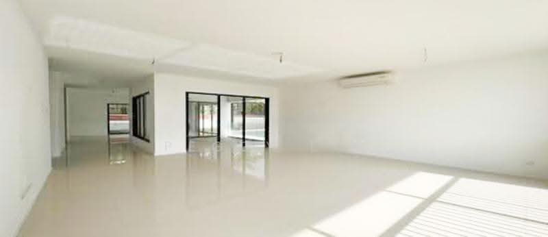 Rumah Berkembar untuk Disewa di Bukit Jelutong (Shah Alam) - Peggy Lim - Living Room - PropertyGuru.com.my