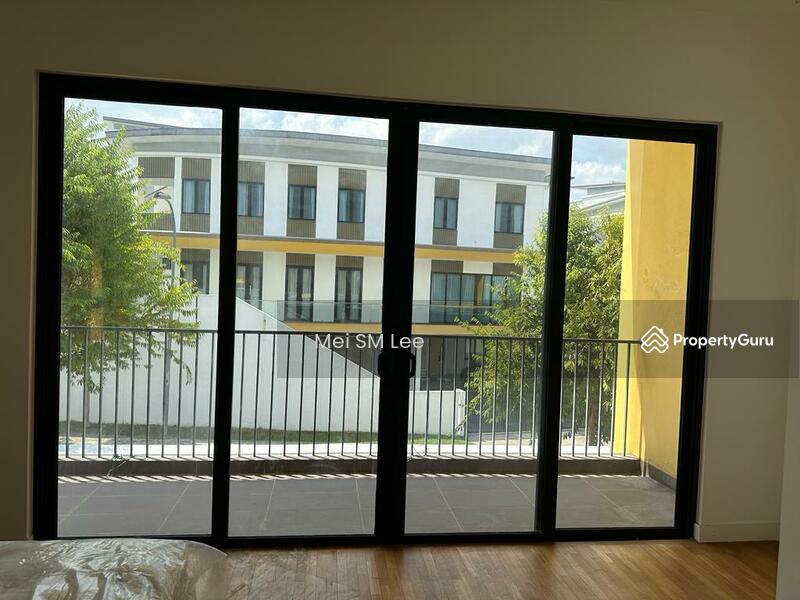 Twin Palms @ Sungai Long untuk Untuk Dijual - RM 1,750,000, Mac 2026 - Sierra @ Twin Palms, Sg Long, Kajang Balcony - PropertyGuru.com.my