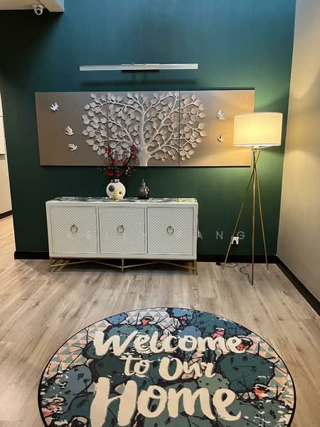 Rumah Berkembar untuk Dijual di Sutera Damansara (Damansara Damai) - Kelly Pang - Entrance - PropertyGuru.com.my