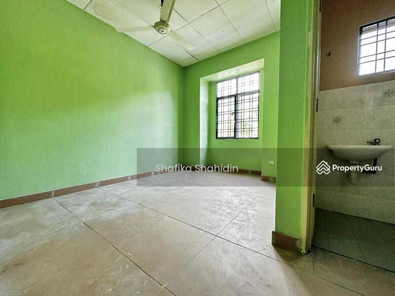 Double Storey Terrace AzZaharah Bandar Puncak Alam, Lorong AzZaharah