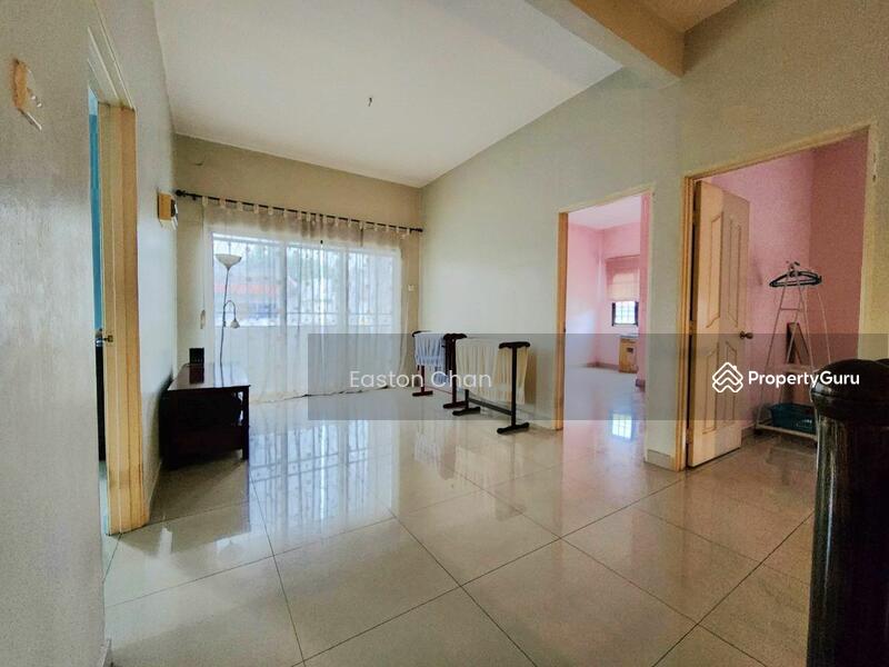 Freehold Taman Tasek Jaya Double Storey Terrace Corner House, Ipoh