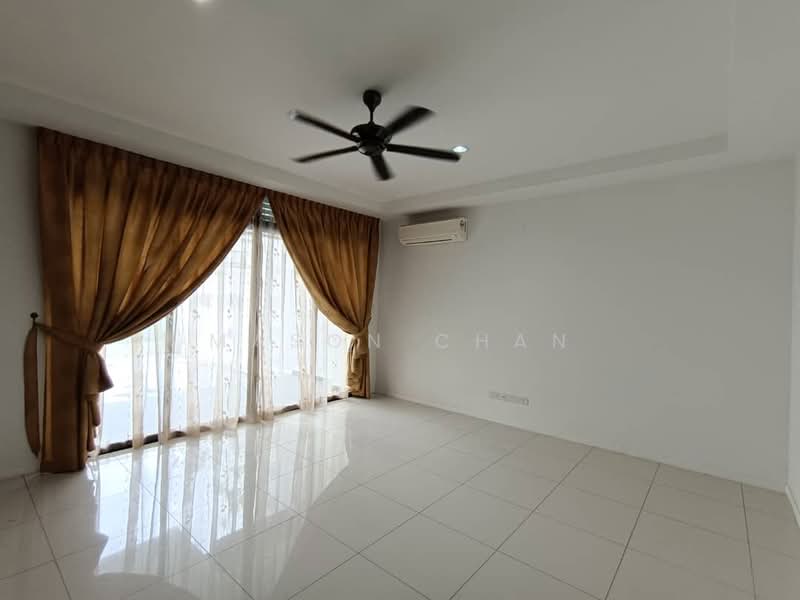 Condominium for Sale at Residensi Ledang - Mason Chan - Living Room - PropertyGuru.com.my