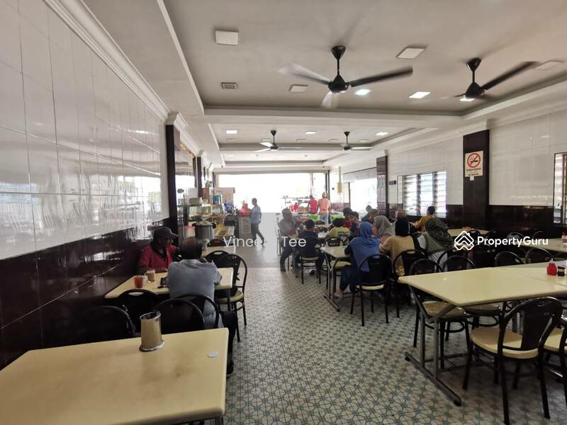 Untuk Dijual - 2.5Sty Corner Shop 22 x 100 Freehold Pekan Lama Kuala Selangor