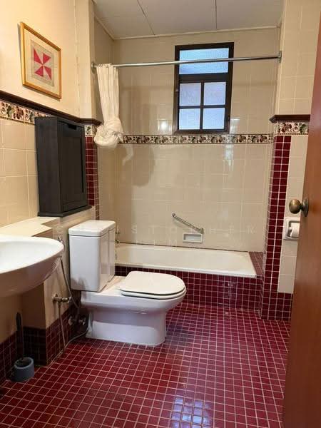 Condominium for Sale at Kampung Warisan - Christopher Lim - Bathroom - PropertyGuru.com.my