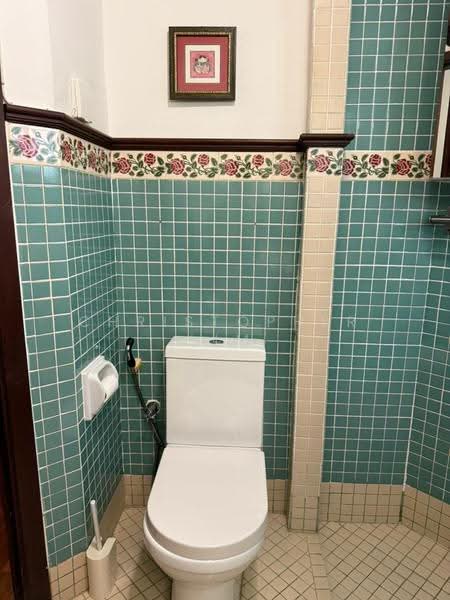 Condominium for Sale at Kampung Warisan - Christopher Lim - Bathroom - PropertyGuru.com.my