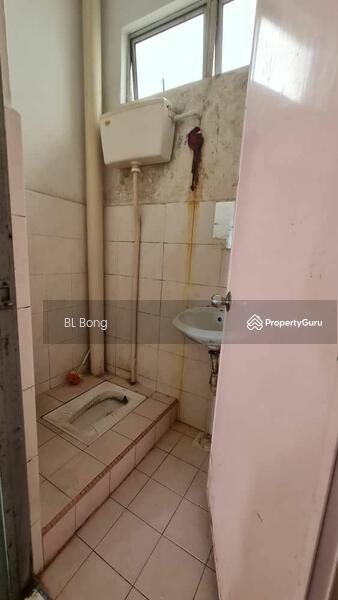 Rumah Flat untuk Dijual di Taman Cheng Ria - BL Bong - PropertyGuru.com.my