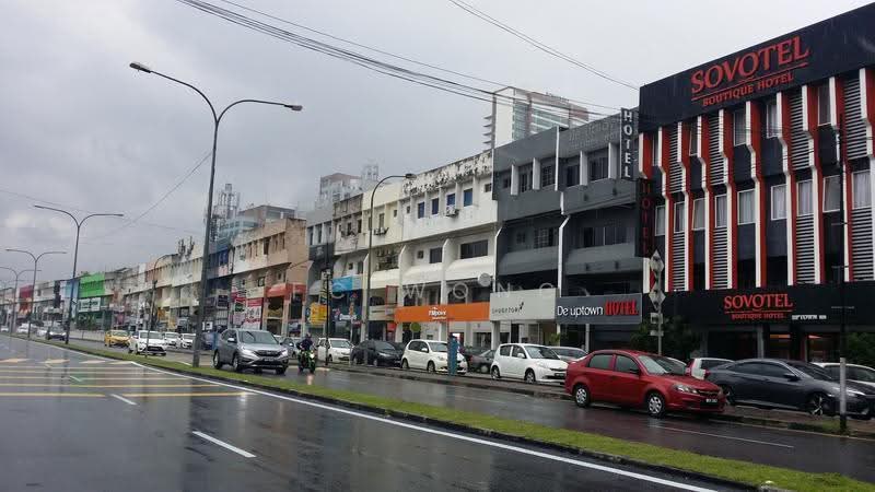 Shop for Rent in Kelana Jaya (Petaling Jaya) - FC Wong - Exterior - PropertyGuru.com.my