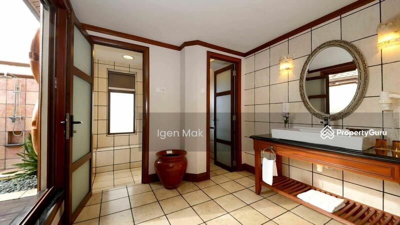 For Sale - Grand Lexis