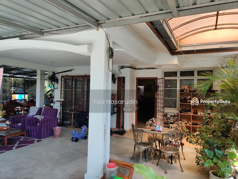 Corner Lot Putra Height, Seksyen 10. huge land, Putra Permai, Putra