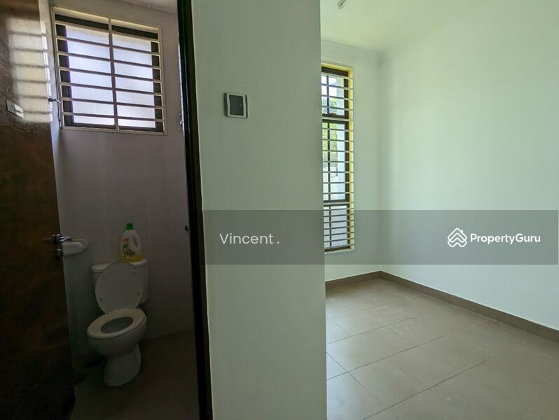 For Sale - Bk 6A semi D Oasis