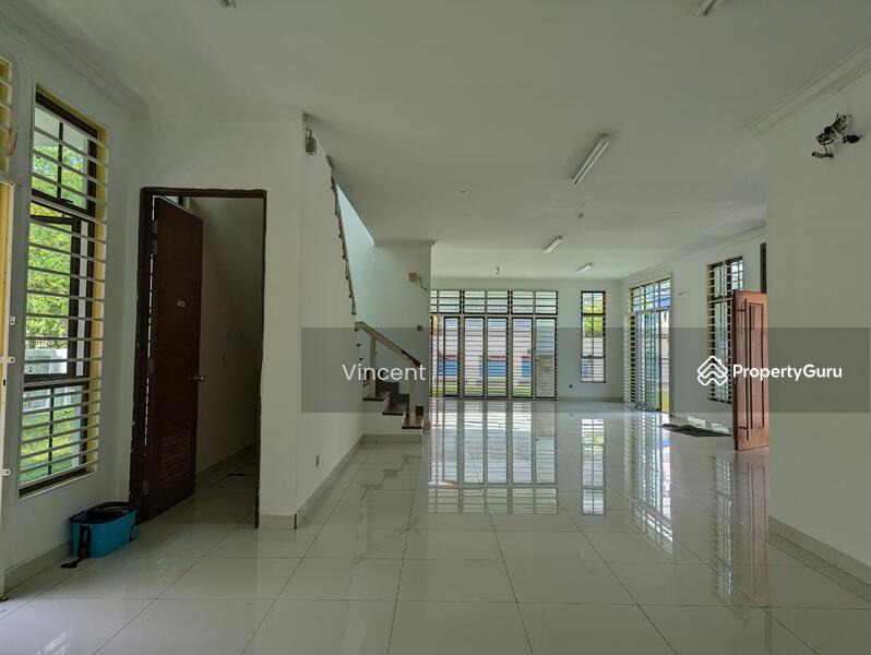 For Sale - Bk 6A semi D Oasis