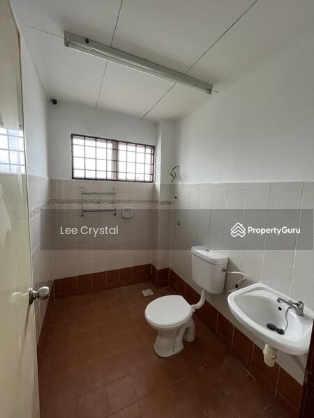 2-storey Terraced House for Sale in Taman Pelangi Semenyih (Semenyih) - Lee Crystal - PropertyGuru.com.my