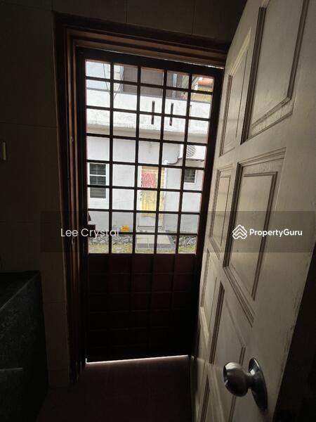 2-storey Terraced House for Sale in Taman Pelangi Semenyih (Semenyih) - Lee Crystal - PropertyGuru.com.my