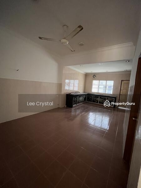 2-storey Terraced House for Sale in Taman Pelangi Semenyih (Semenyih) - Lee Crystal - PropertyGuru.com.my