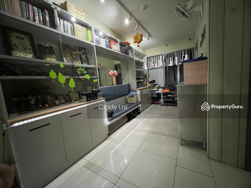 For Sale - KM1 East