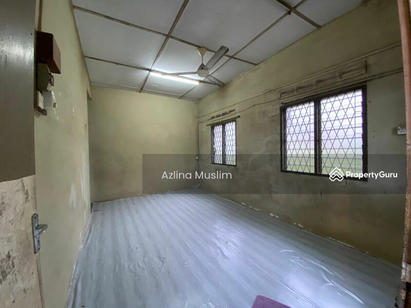 Single Storey Terrace House at Taman Timur, Kulaijaya, Jalan Berjasa