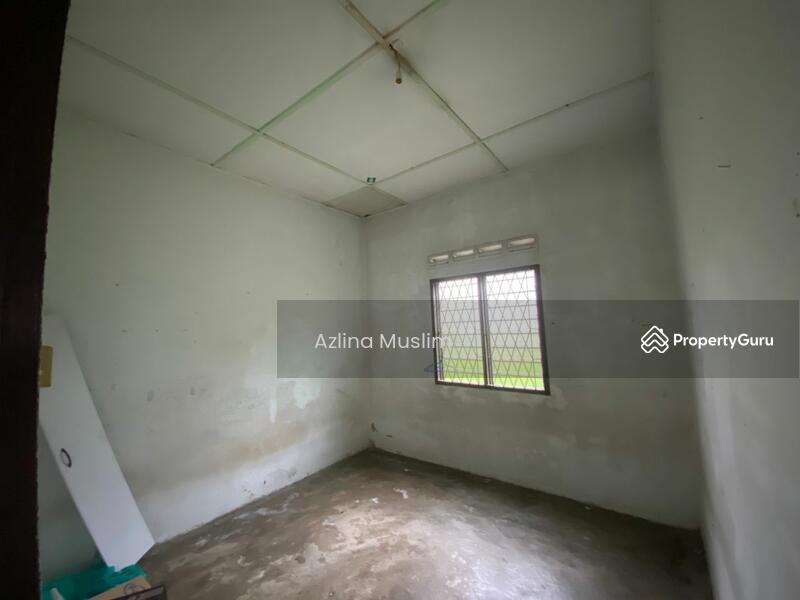 Single Storey Terrace House at Taman Timur, Kulaijaya, Jalan Berjasa