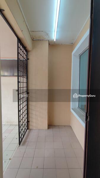 1-storey Terraced House for Sale in Kelana Jaya (Petaling Jaya) - Fendi tan - PropertyGuru.com.my