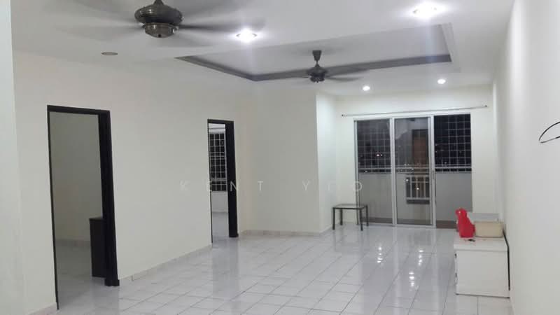 Pangsapuri untuk Dijual di Merdeka Villa - Kent Yeo - Living Room - PropertyGuru.com.my