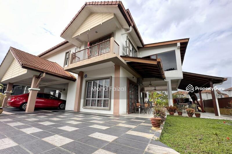 Bungalow 2 Storey House Anjung Suasana Bandar Seri Putra Bangi, Anjung