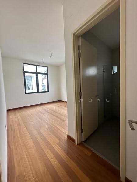 Semi-Detached House for Sale in Taman Equine (Seri Kembangan) - Eugene Wong - Interior - PropertyGuru.com.my