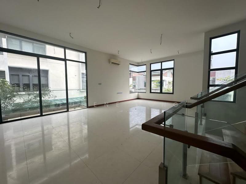 Semi-Detached House for Sale in Taman Equine (Seri Kembangan) - Eugene Wong - PropertyGuru.com.my