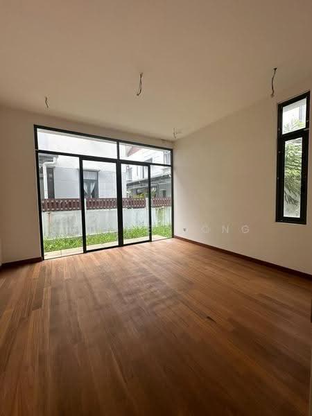 Semi-Detached House for Sale in Taman Equine (Seri Kembangan) - Eugene Wong - PropertyGuru.com.my