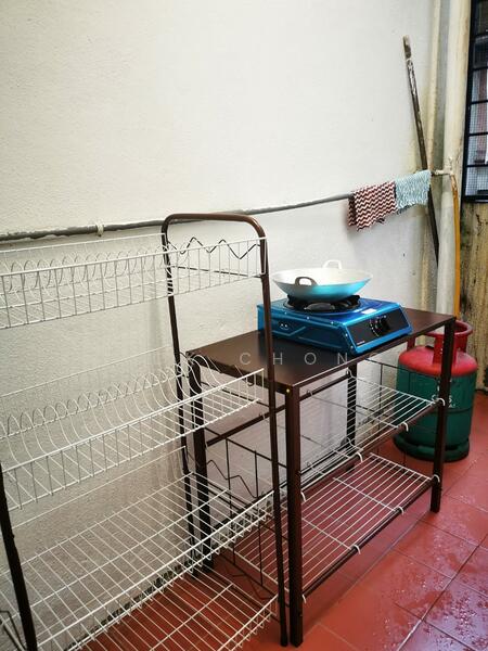 Untuk Disewa - Vista Shop Apartment (Damansara Damai)