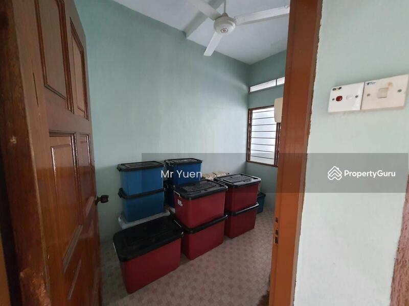 For Sale - Ayer Tawar / Seri Manjong corner house for sale