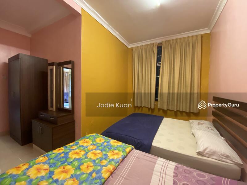 Untuk Dijual - Crown Imperial Court