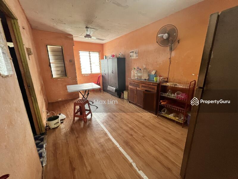 Untuk Dijual - Flat PKNS Seksyen 19