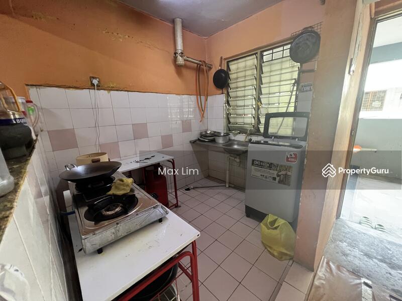 Untuk Dijual - Flat PKNS Seksyen 19