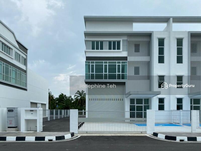 Golden Gateway SemiDetached Factory Perindustrian Valdor, Penang