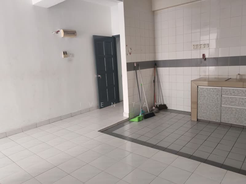 Apartment for Rent at Taman Lembah Maju 600 Apartment - Iven Tan - PropertyGuru.com.my
