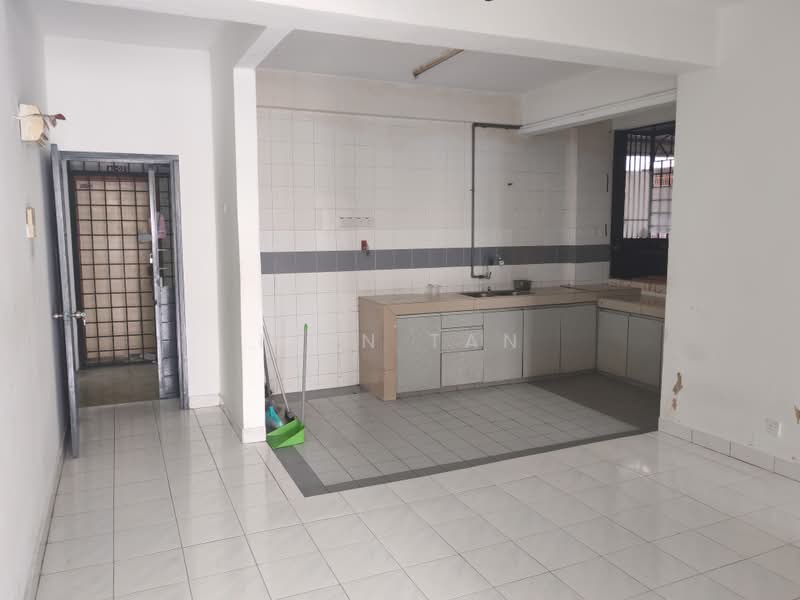Apartment for Rent at Taman Lembah Maju 600 Apartment - Iven Tan - PropertyGuru.com.my