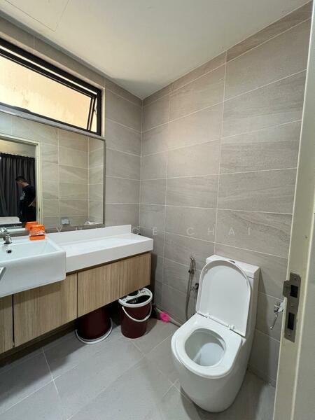 Untuk Disewa - Third Avenue